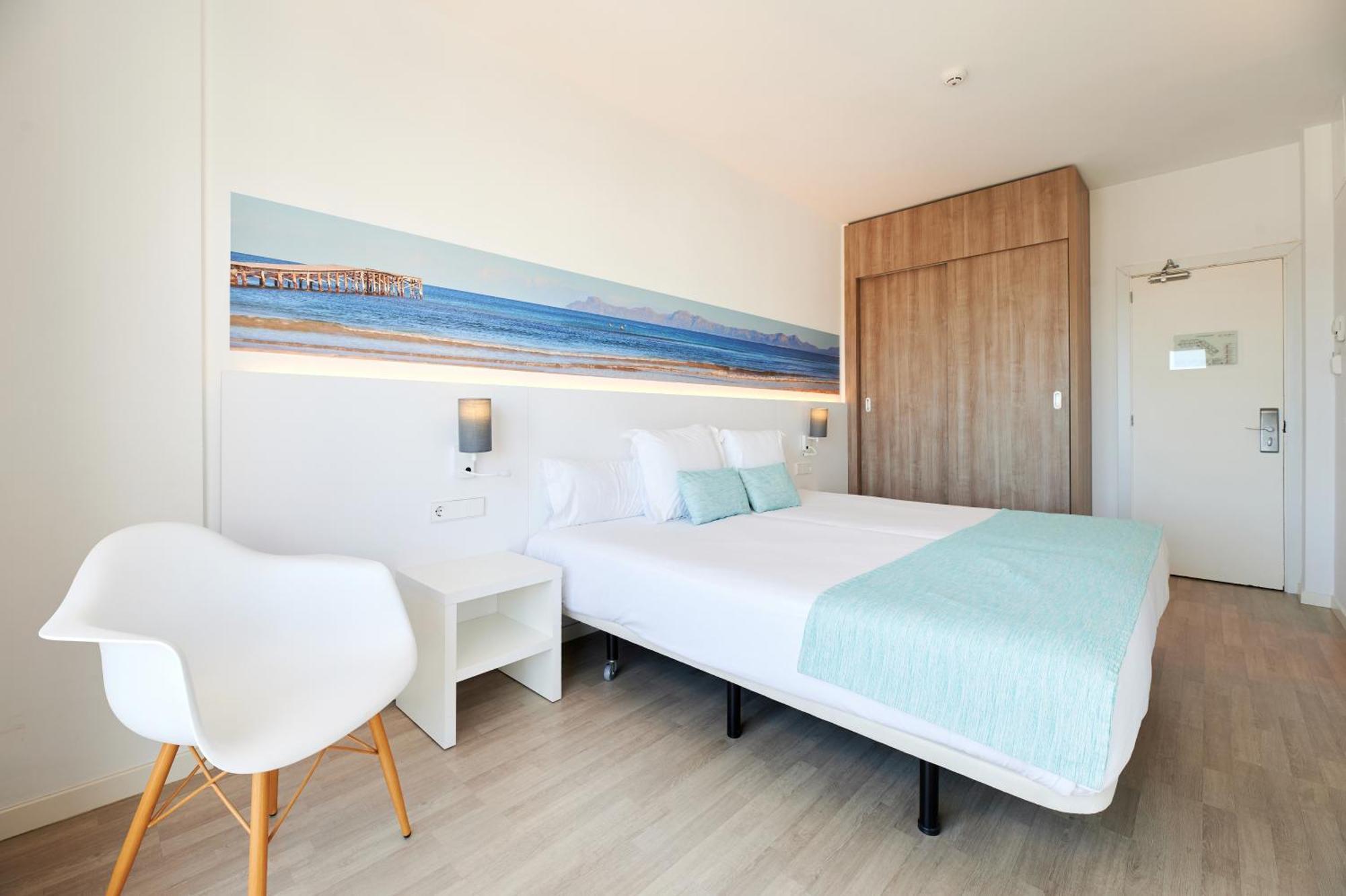 Aparthotel Aluasun Continental Park Playa de Muro  Esterno foto