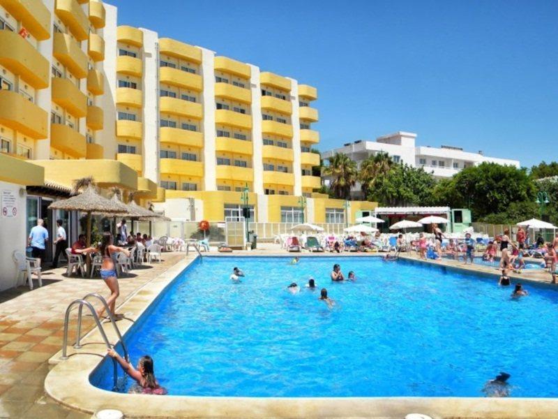 Aparthotel Aluasun Continental Park Playa de Muro  Esterno foto